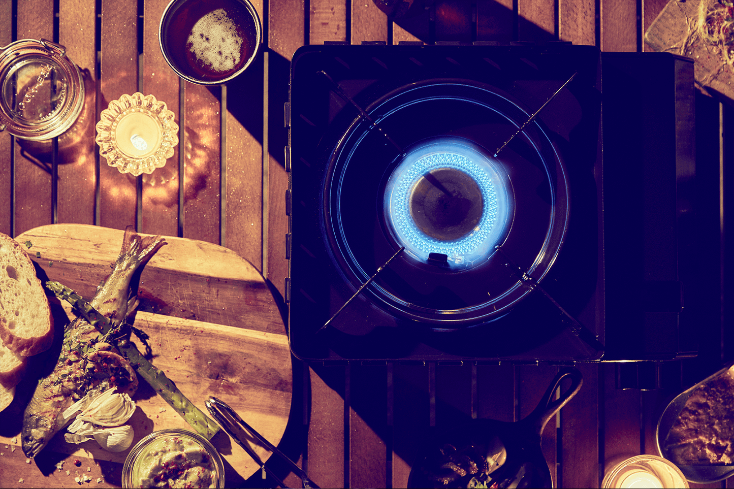 Rugged Camp Stove - Fore Winds by Iwatani